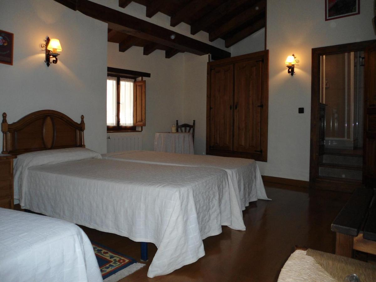 La Posada De Vinon - Casa Reda Pokoj fotografie